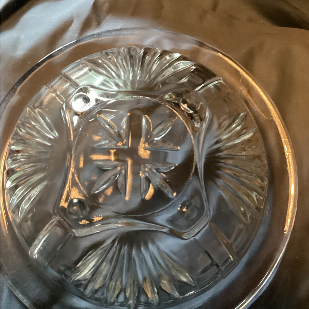 2 pretty glass bowls - Picture 5 of 5
